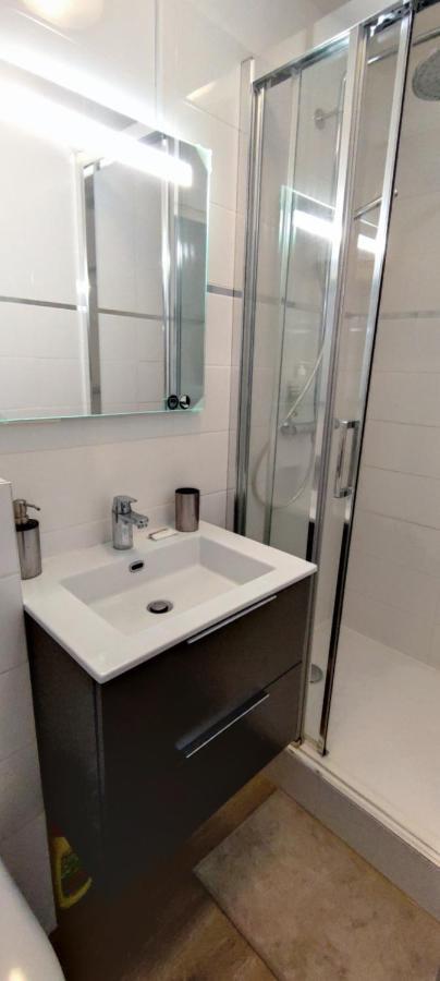 Appart De Charme Plein Centre Apartment La Ciotat Exterior foto